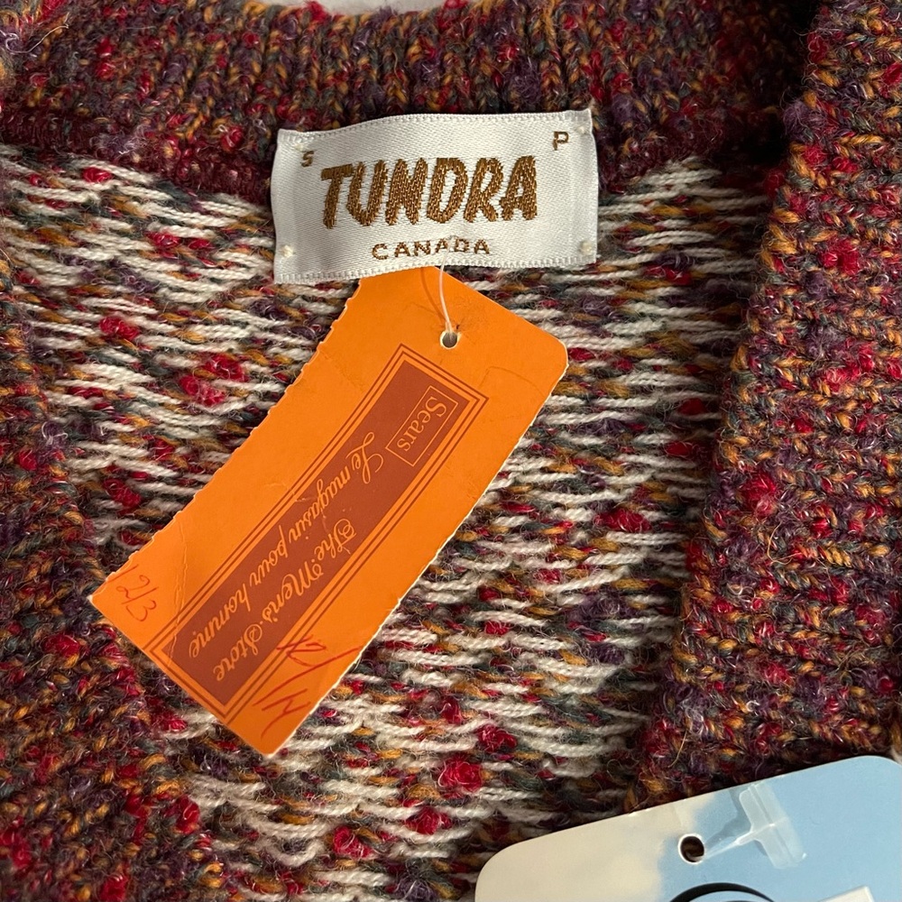 Vintage Deadstock Sears Tundra Chevron Pattern V-Neck Sweater NWT 100% wool - Picture 4 of 6